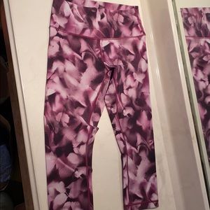 Lululemon Wunder Under Crop